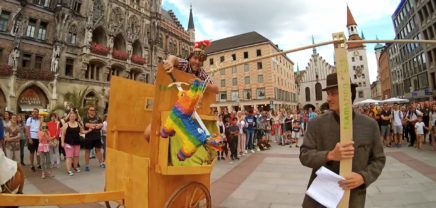 teamazing PR-Aktion: Streitwagenkampf in M&uuml;nchen