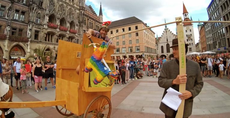teamazing PR-Aktion: Streitwagenkampf in M&uuml;nchen