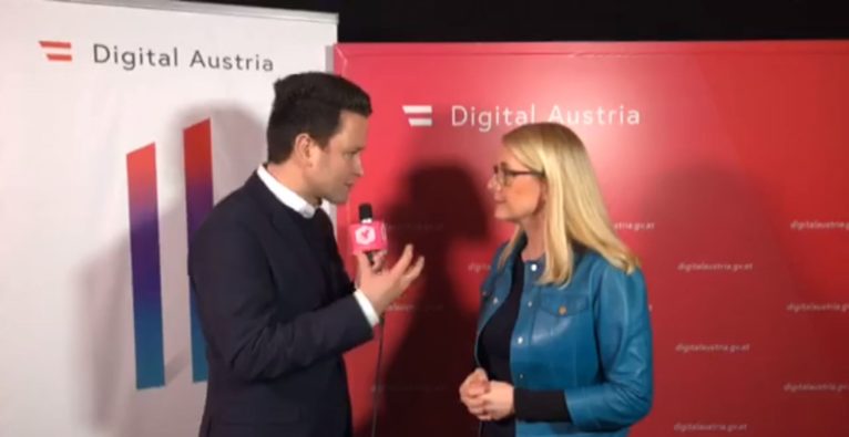 Digital Austria: Interview mit Margarete Schramböck