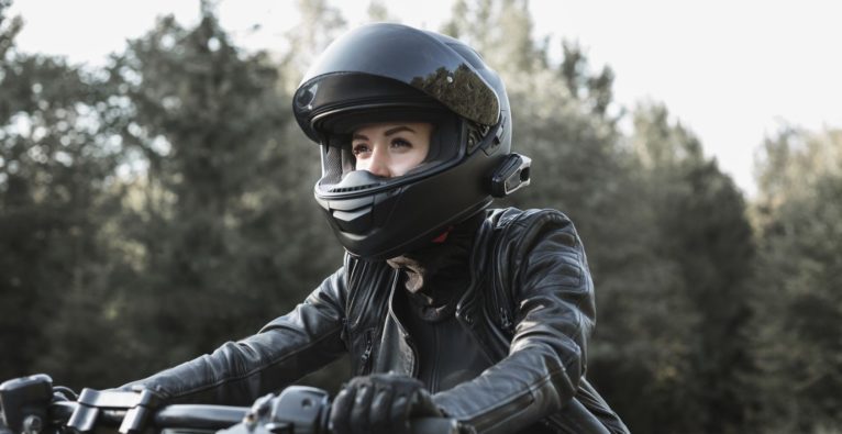 Wiener Biker-Startup Riser mit Initiative für Motorradfahrerinnen