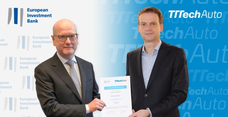 Thomas Östros, EIB und Harald Triplat, TTTech, beim virtuellen Signing | (c) EIB
