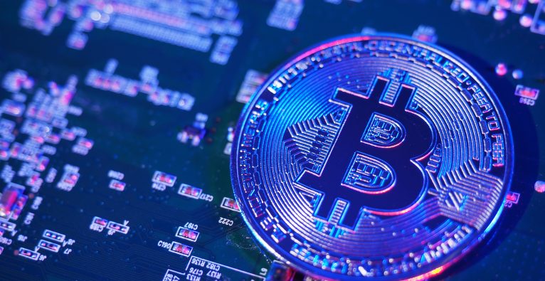 investieren sie 30.000 in bitcoin crypto day trading gegen swing trading