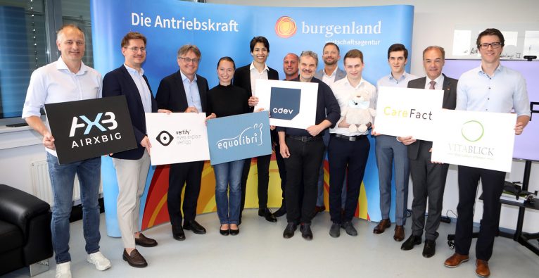 Team S&uuml;dhub und die Startups des zweiten Batches im Accelerator &copy; S&uuml;dhub