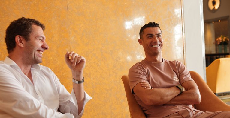 Christiano Ronaldo und Tim Stracke, Gründer und CEO von Chrono24.