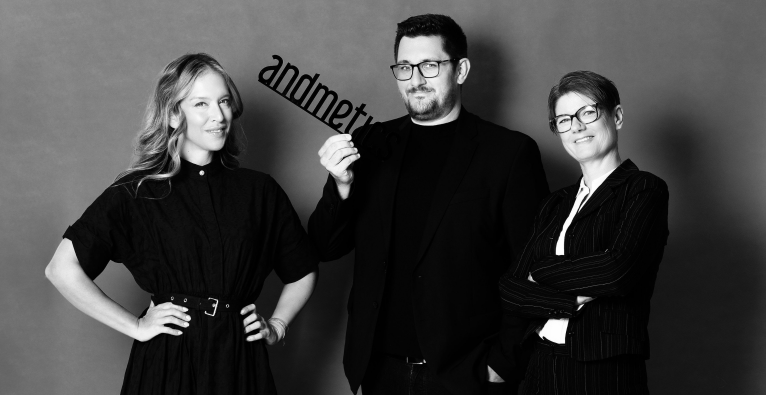 Vera Doppler, Hannes Freudenthaler und Margot Helm von andmetics (c) Kathrin Holzmann / andmetics