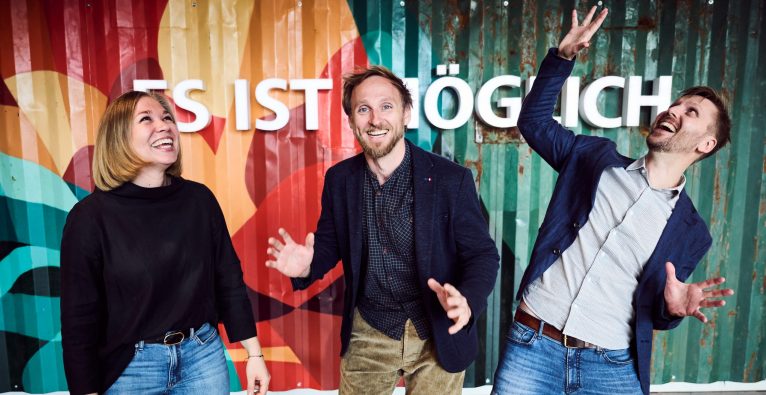 Nosi - Das Nosi-Gründer:innen-Team (vlnr.) Klara Brandstätter, Patrik Aspermair und Johannes Bintinger | (c) ÖBB/Marek Knopp