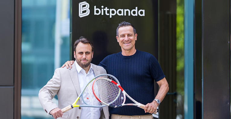 Martin Beranek, Commercial Director Bitpanda für Österreich und Schweiz (l.) & Alex Antonitsch, Turnierdirektor Bitpanda Tennis Kitzbühel Sport Sponsoring