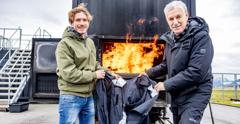 Salzburg Research Texport Feuerwehrjacke Sensorik Kühlende Feuerwehrjacke