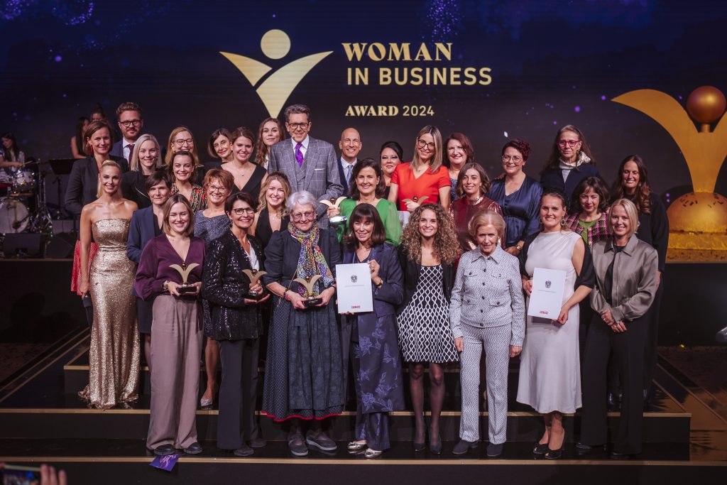 Preisverleihung Woman in Business Award 2024 (c) Nadine Studeny