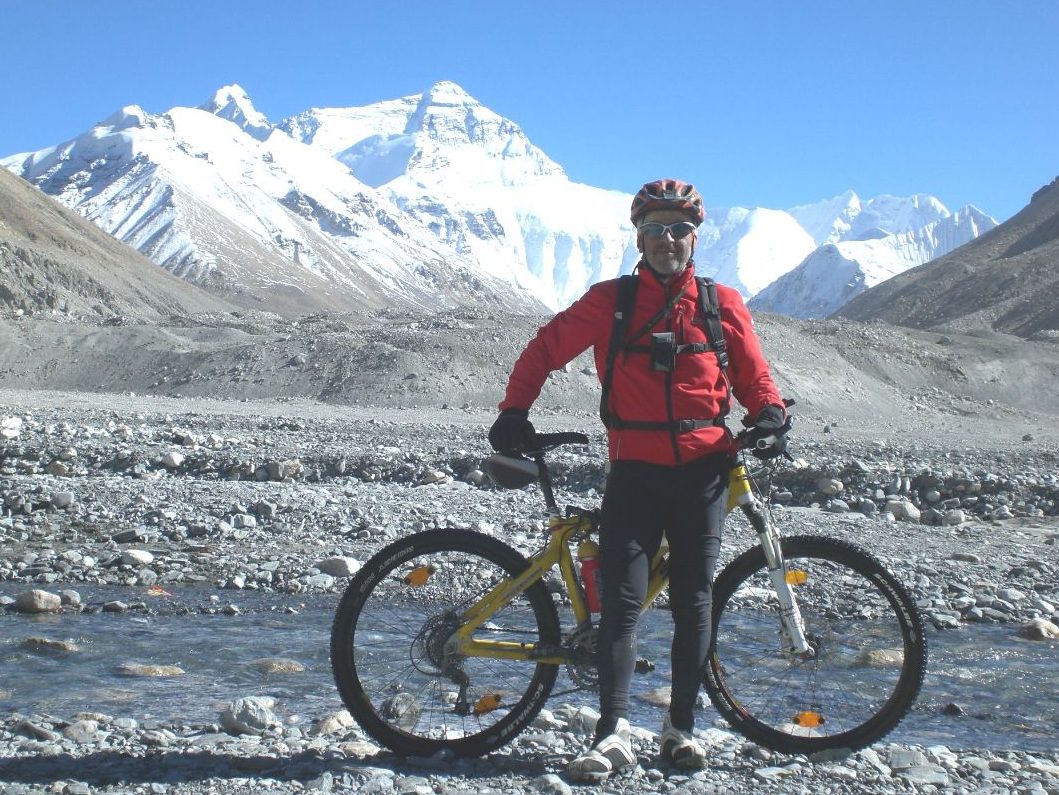 Hansi Hansmann 2007 im Basecamp am Mount Everest auf 5.250 Meter Höhe.