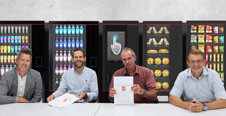 (v.l.): Klaus Haberl und Jürgen Traxler (BistroBox) sowie Bernd Enser und Marc-Andre Meier (Sielaff) | © BistroBox