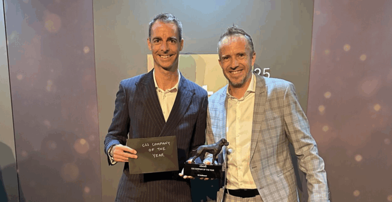 Wolfgang Reisinger und Michael Hurnaus von Tractive mit dem GP Bullhound Allstars Award | Foto: Tractive