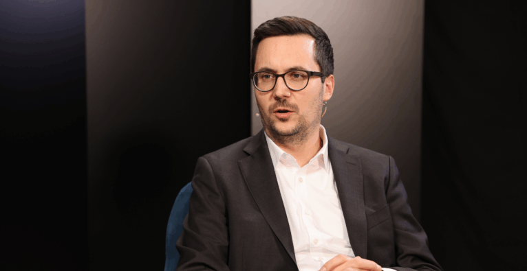 Anexia-Gründer Alexander Windbichler im brutkasten-Talk | (c) brutkasten / Dervisevic