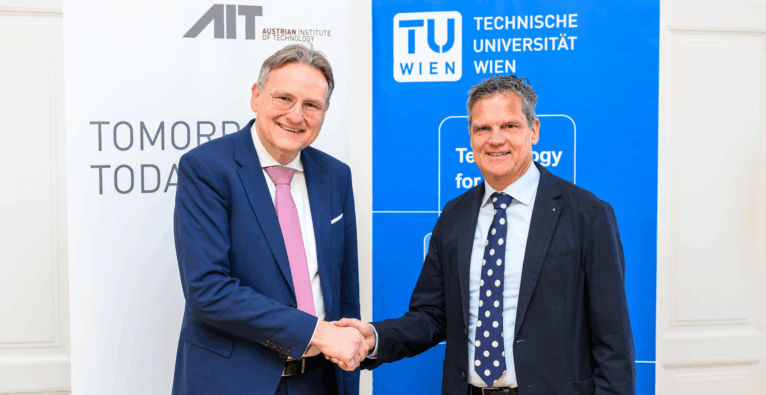 vl. Andreas Kugi, Scientific Director des AIT Austrian Institute of Technology und Jens Schneider, Rektor der TU Wien | (c) TU Wien/Matthias Heisler