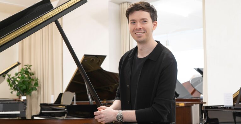 KlavierLoft, Piano, Flügel, Klavier kaufen, E-Piano