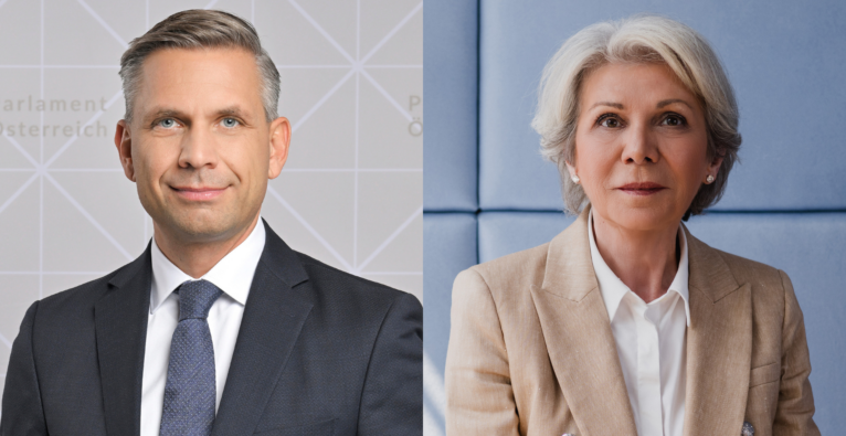 Wirtschaftsminister Wolfgang Hattmannsdorfer und Öbag-Chefin Edith Hlawati | © Johannes Zinner / Natascha Unkart Studio Koekart