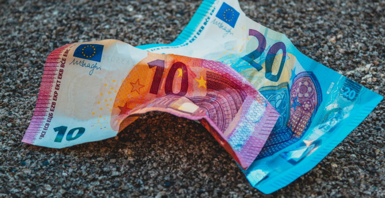 Kleingeld, Euro-Scheine, Geld