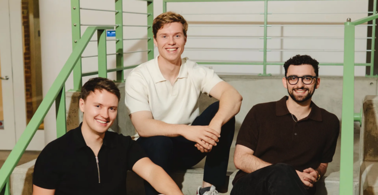 Die Hone-Gründer vl.: Carlo Kobe, Moritz Stephan und Oliver Brady | (c) Hone